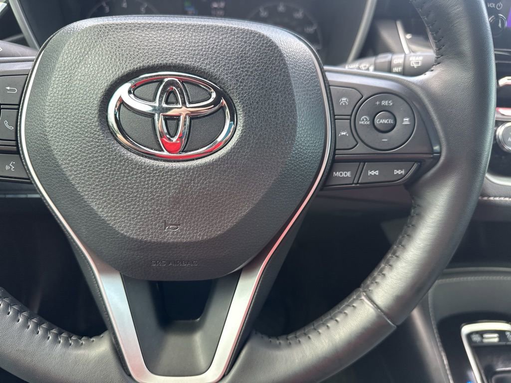 Certified 2025 Toyota Corolla SE FWD image 15