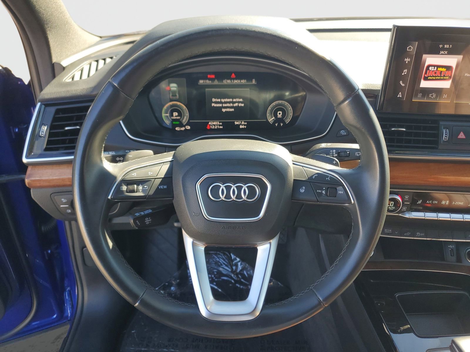 Used 2022 Audi Q5 e Premium w/ Convenience Package image 24