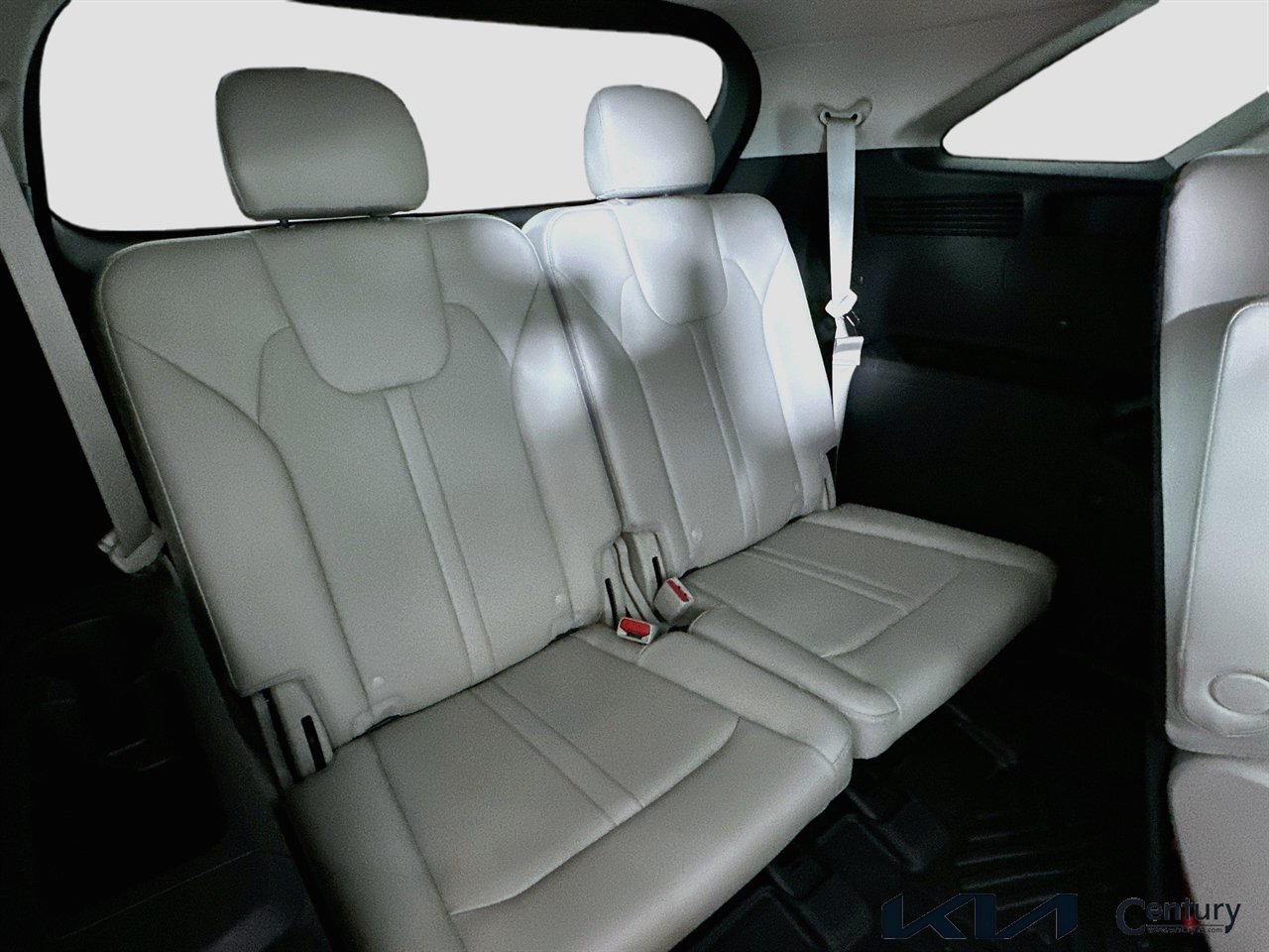Certified 2023 Kia Sorento SX FWD image 26
