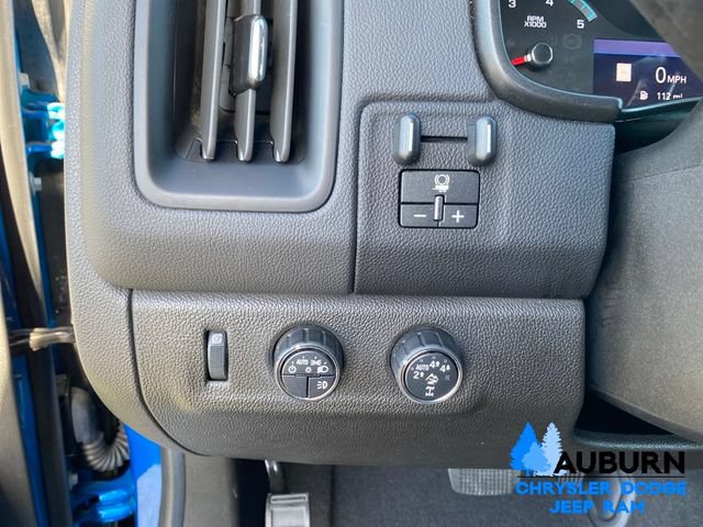 Used 2022 Chevrolet Colorado ZR2 w/ ZR2 Dusk Special Edition AWD/4WD image 37
