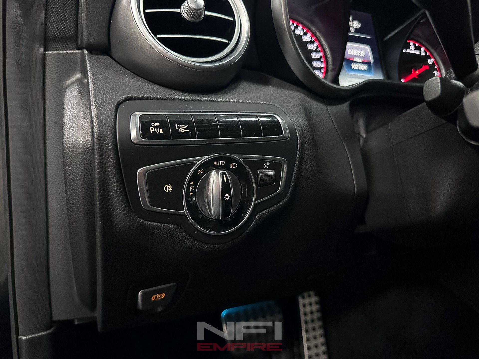Used 2015 Mercedes-Benz C 63 AMG S image 32