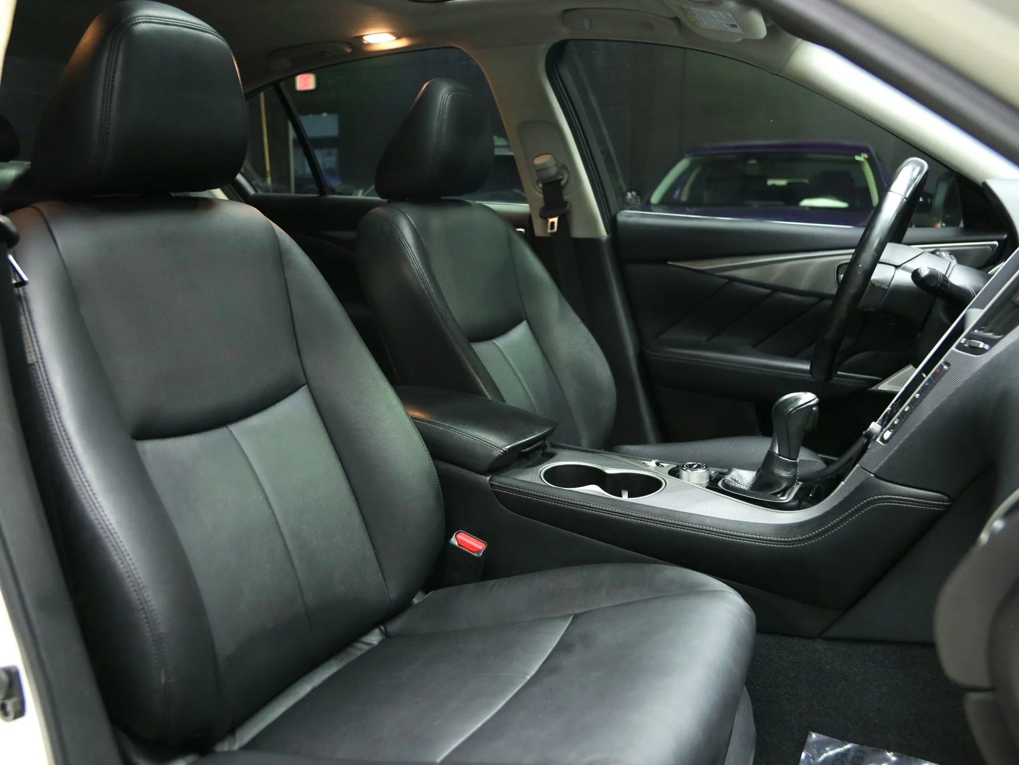 Used 2017 INFINITI Q50 2.0t w/ Moonroof Package RWD image 24
