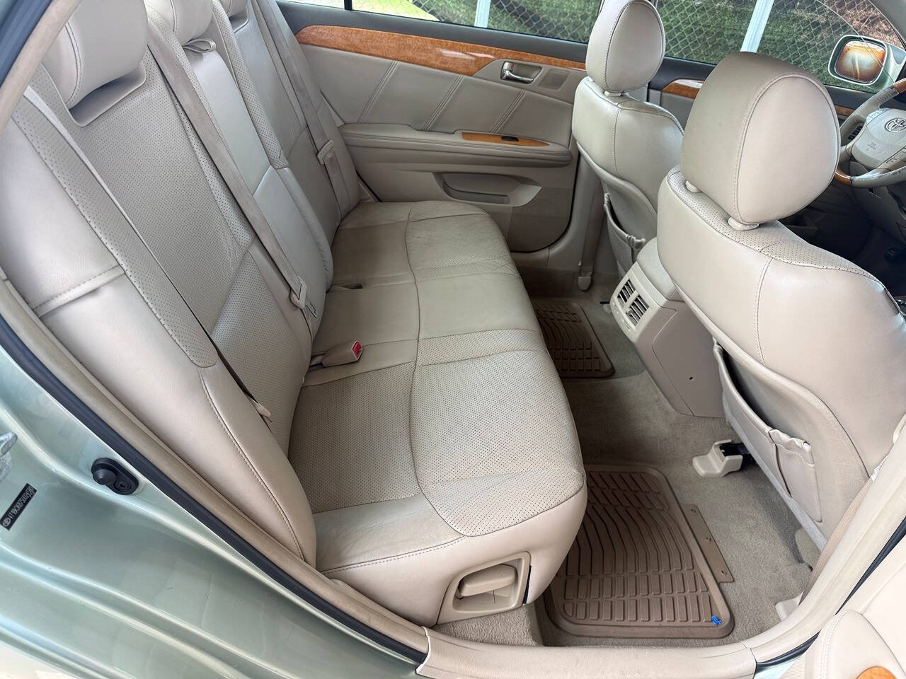 Used 2005 Toyota Avalon Limited FWD image 12