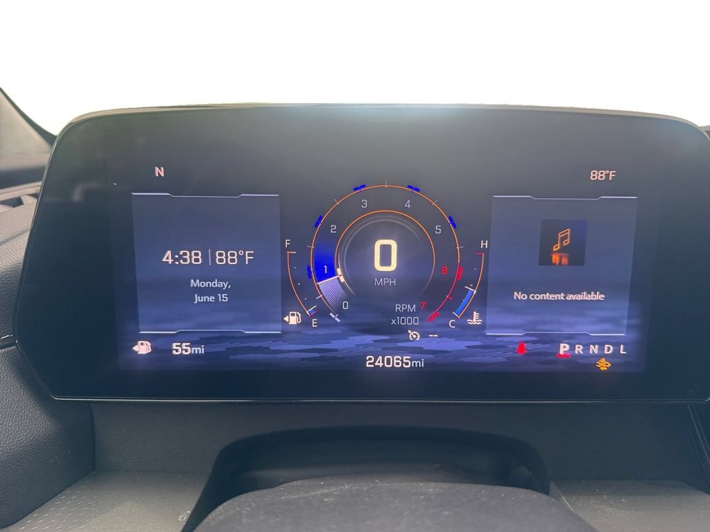 Used 2024 Chevrolet Traverse LS FWD image 23