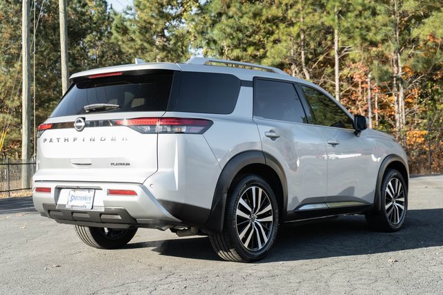 Used 2023 Nissan Pathfinder Platinum w/ Cargo Package image 16