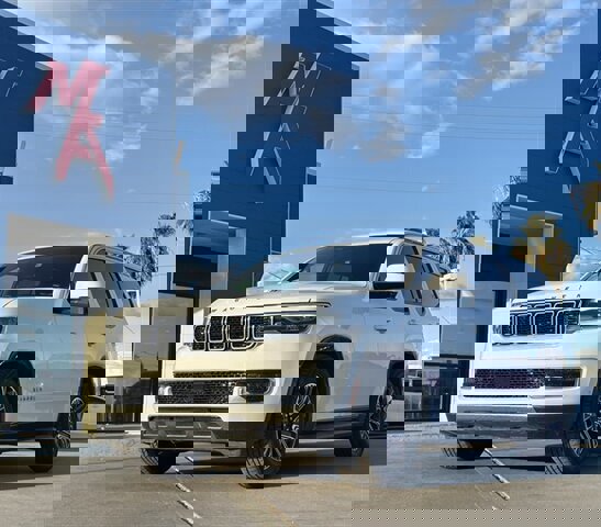 Used 2022 Jeep Wagoneer Series III image 1
