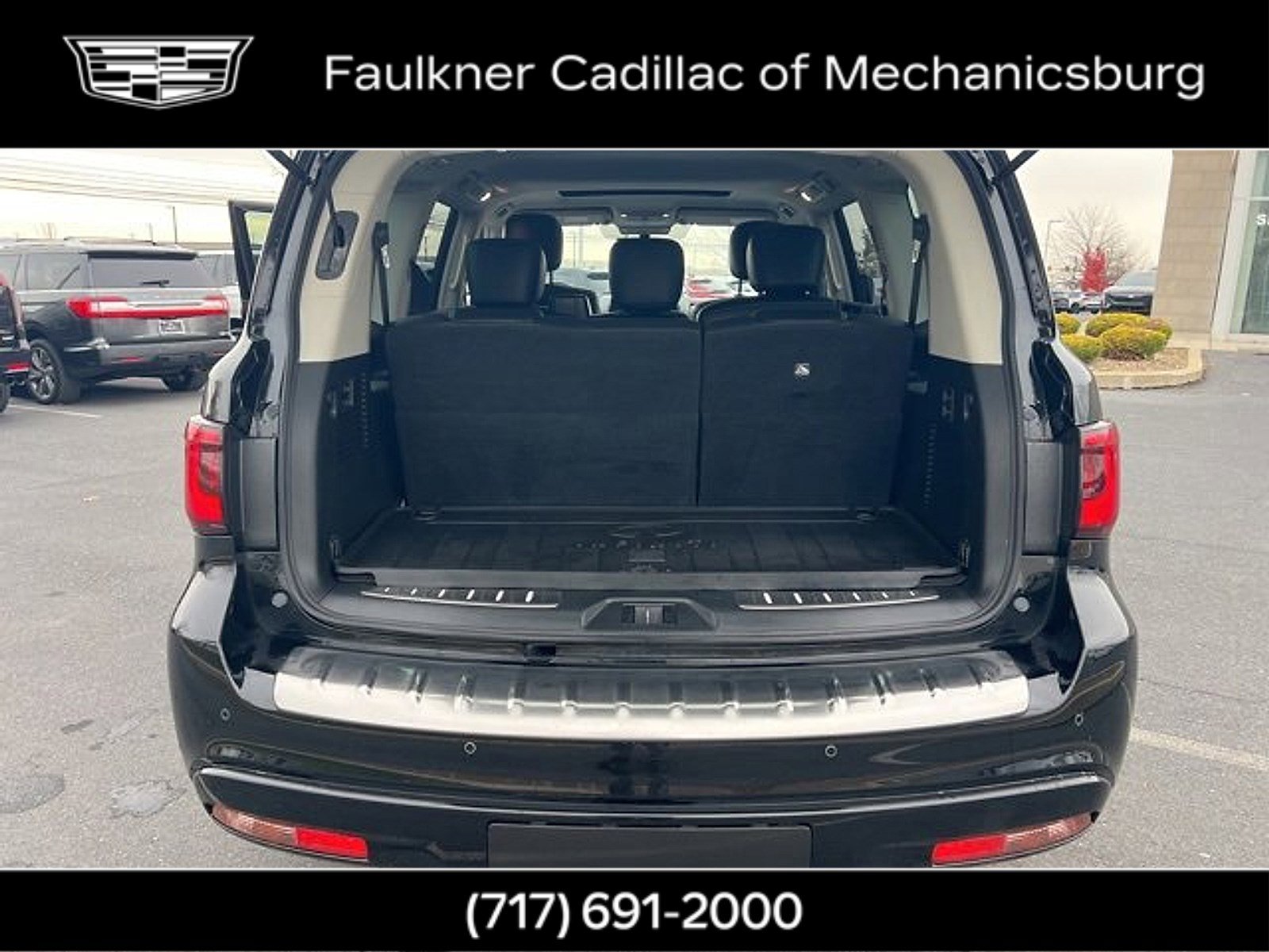 Used 2023 INFINITI QX80 Premium Select w/ All-Season Package image 13