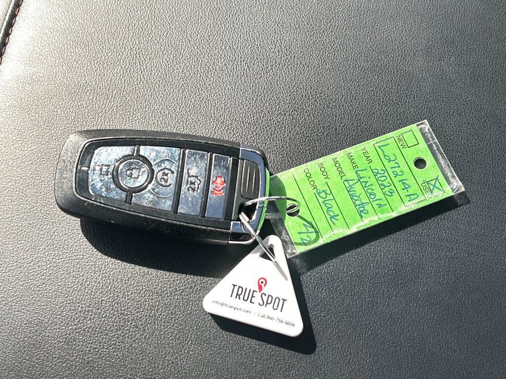 Certified 2023 Lincoln Aviator Reserve w/ Equipment Group 201A image 26