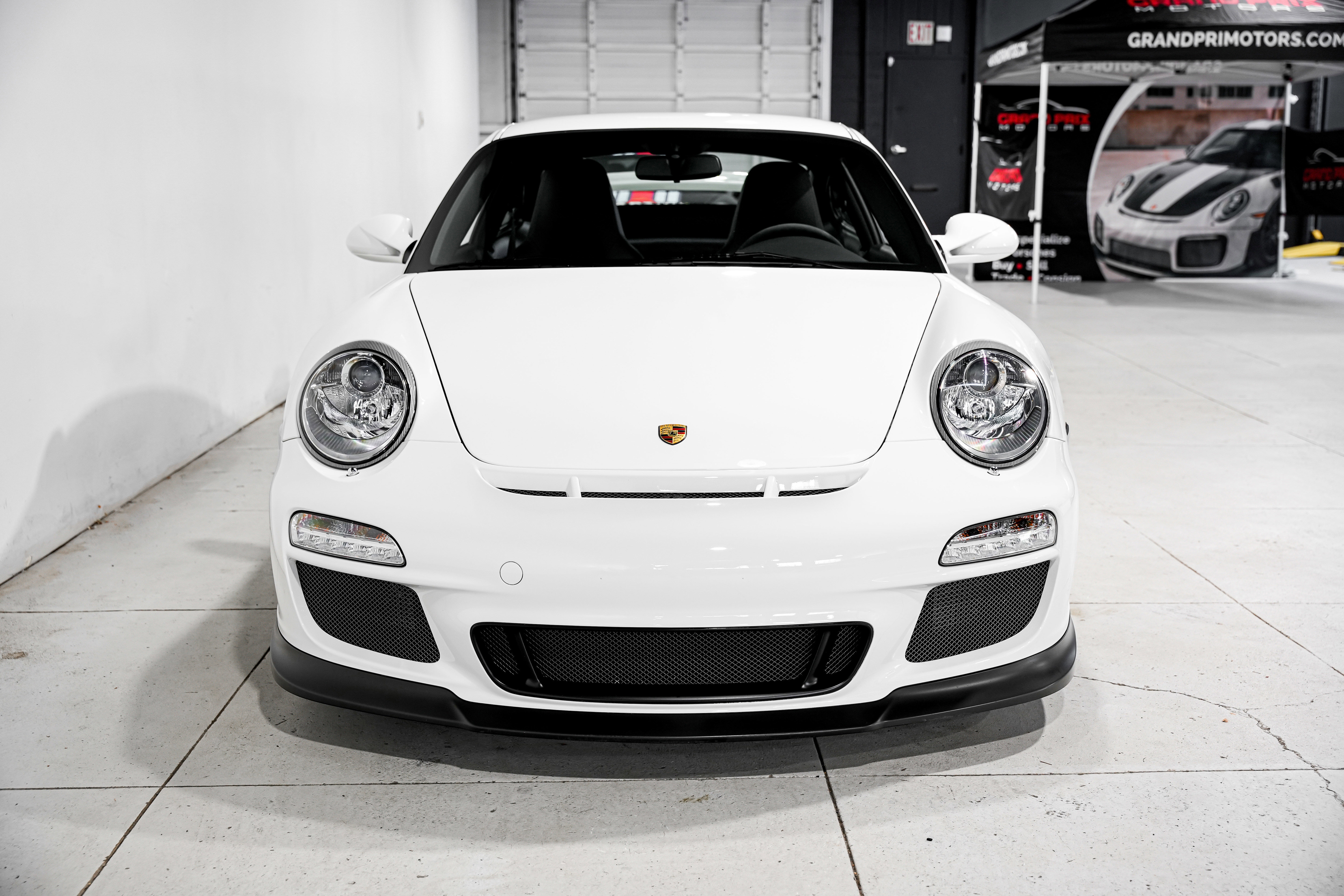 Used 2010 Porsche 911 GT3 image 6