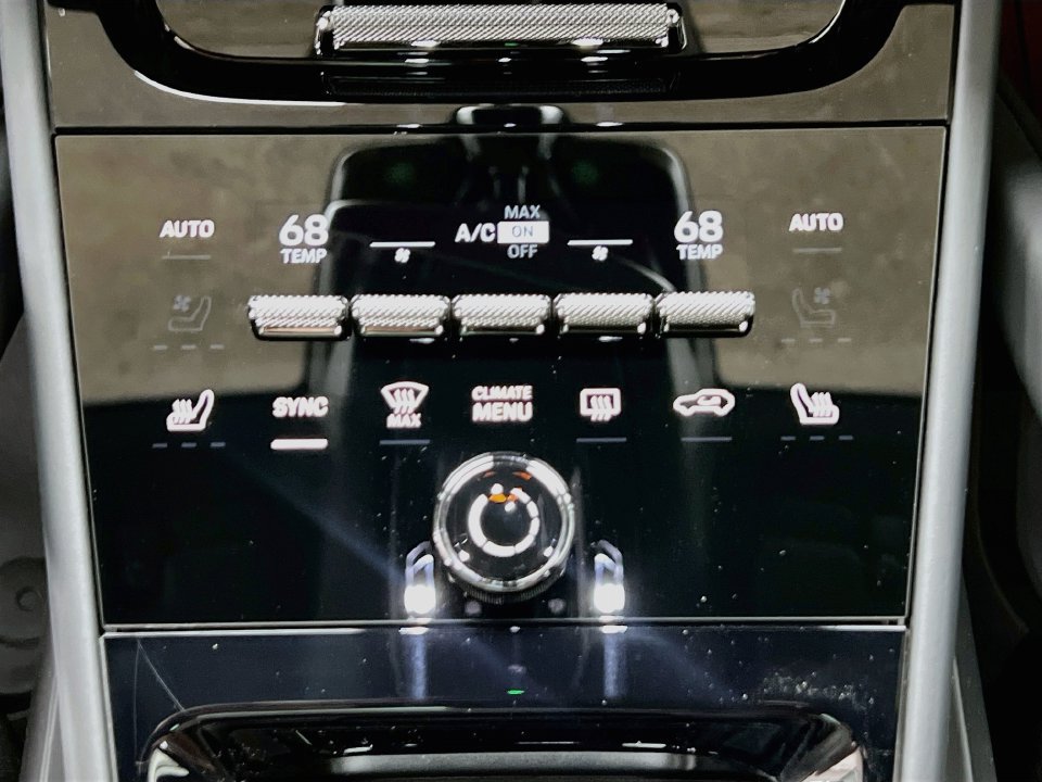 New 2026 Porsche Cayenne S AWD/4WD image 18