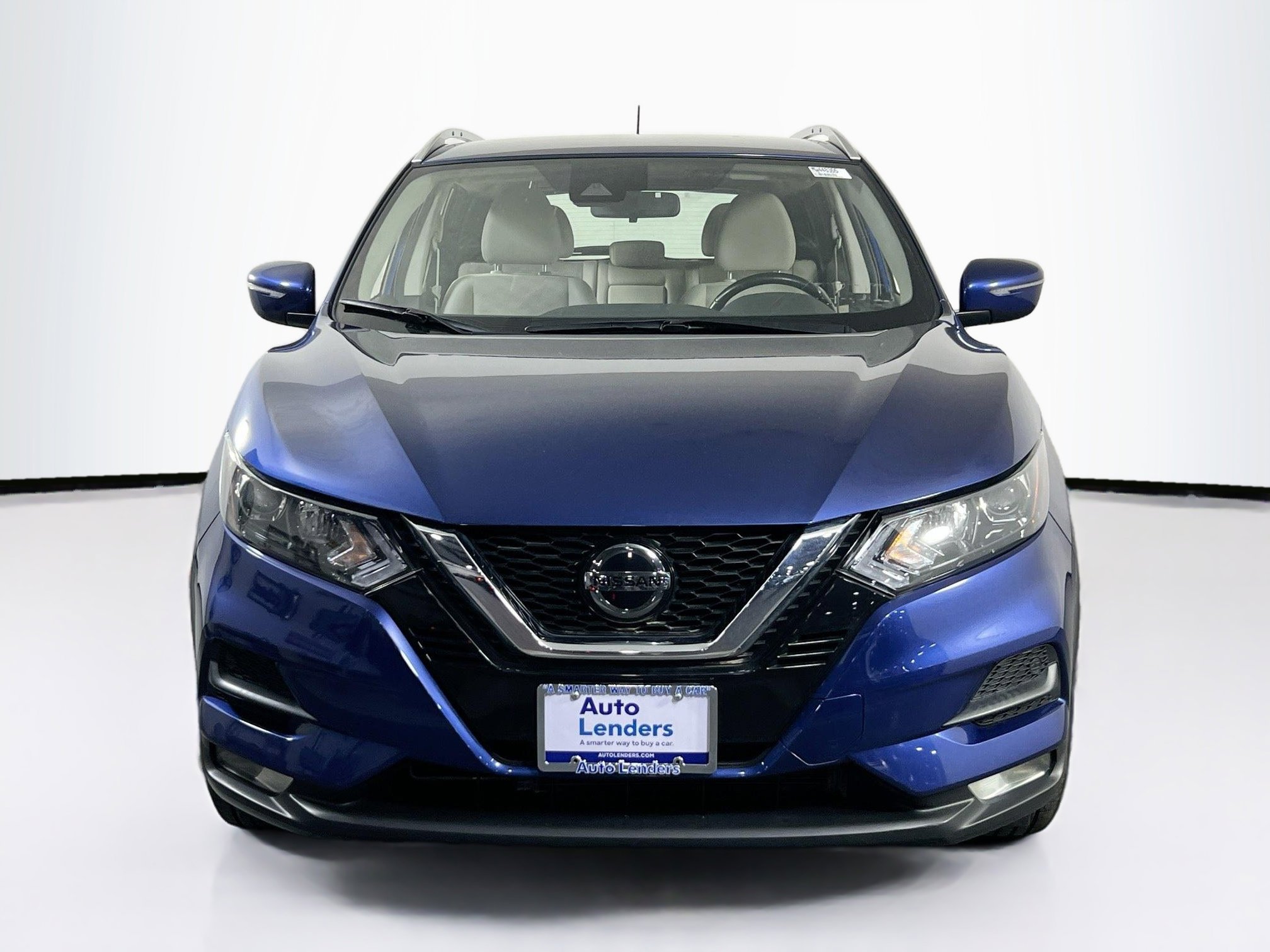 Used 2021 Nissan Rogue Sport SV AWD/4WD image 2