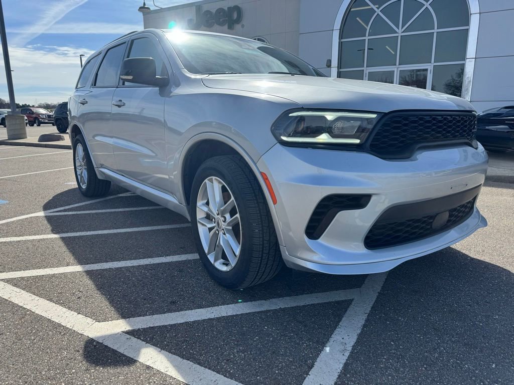 Used 2024 Dodge Durango GT image 3