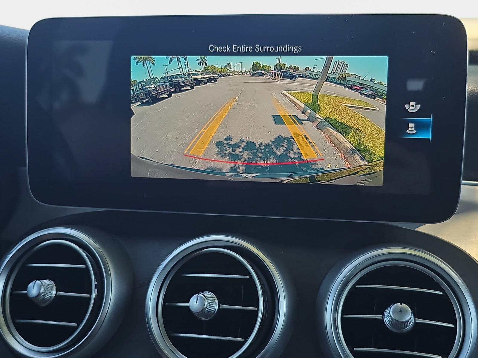 Used 2020 Mercedes-Benz GLC 300 image 27