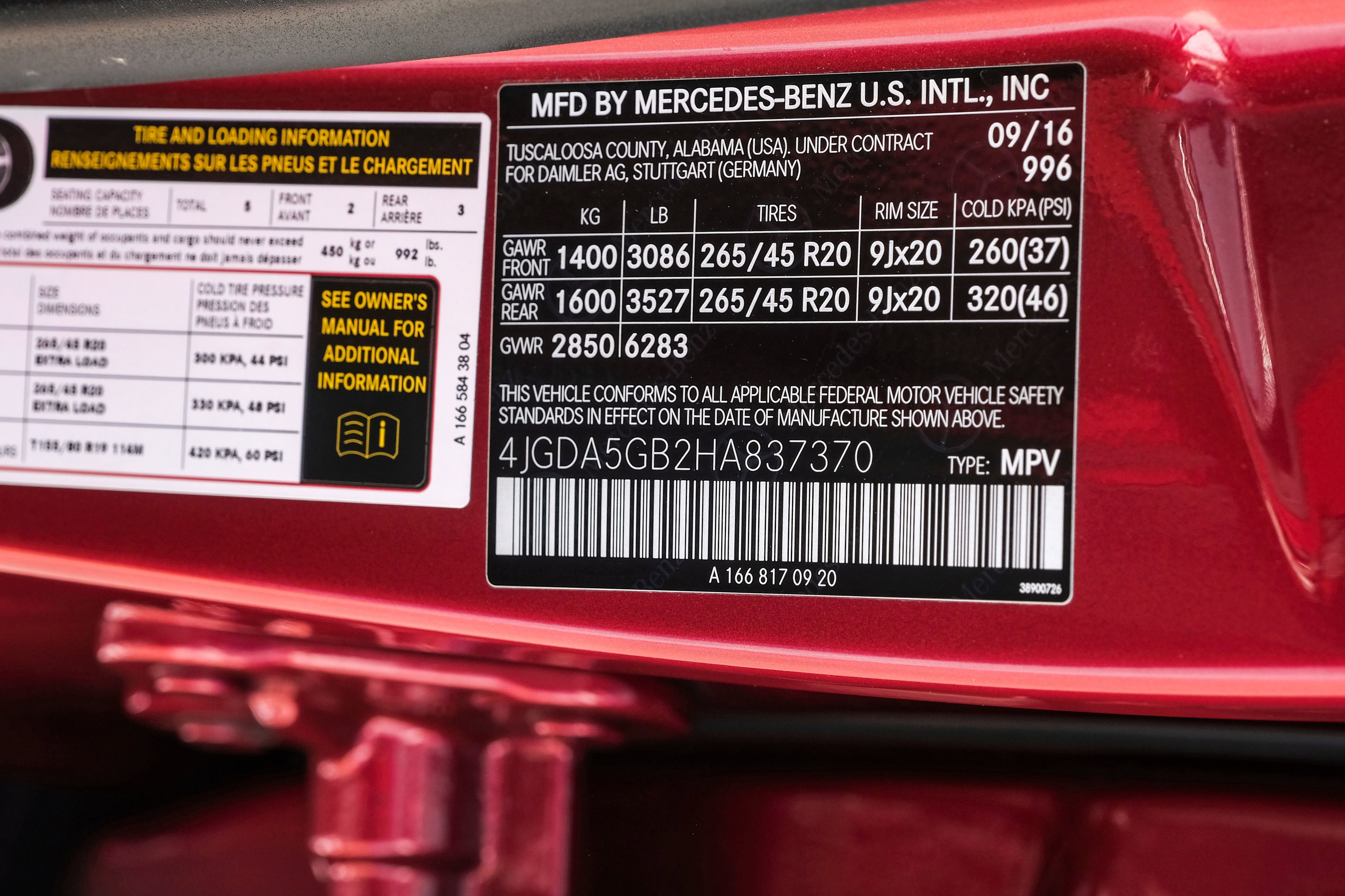 Used 2017 Mercedes-Benz GLE 400 4MATIC image 54