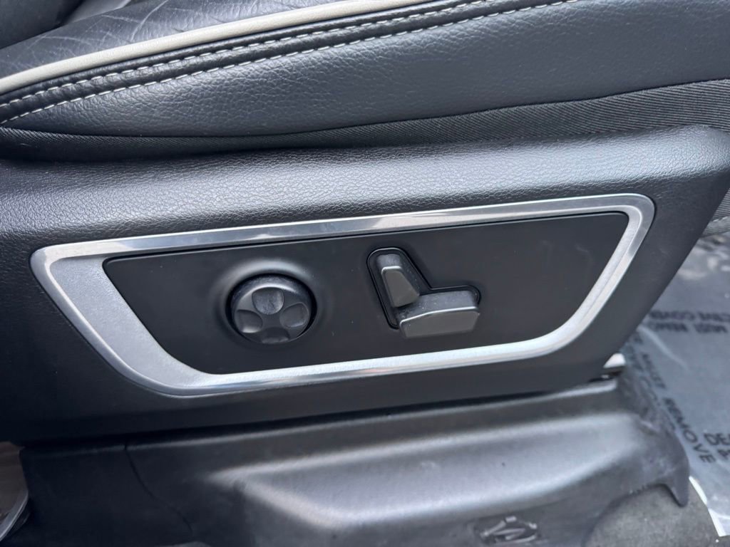 Used 2021 RAM 1500 Laramie w/ Sport Appearance Package AWD/4WD image 27