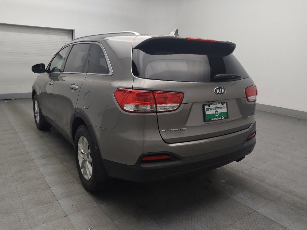 Used 2018 Kia Sorento FWD image 5