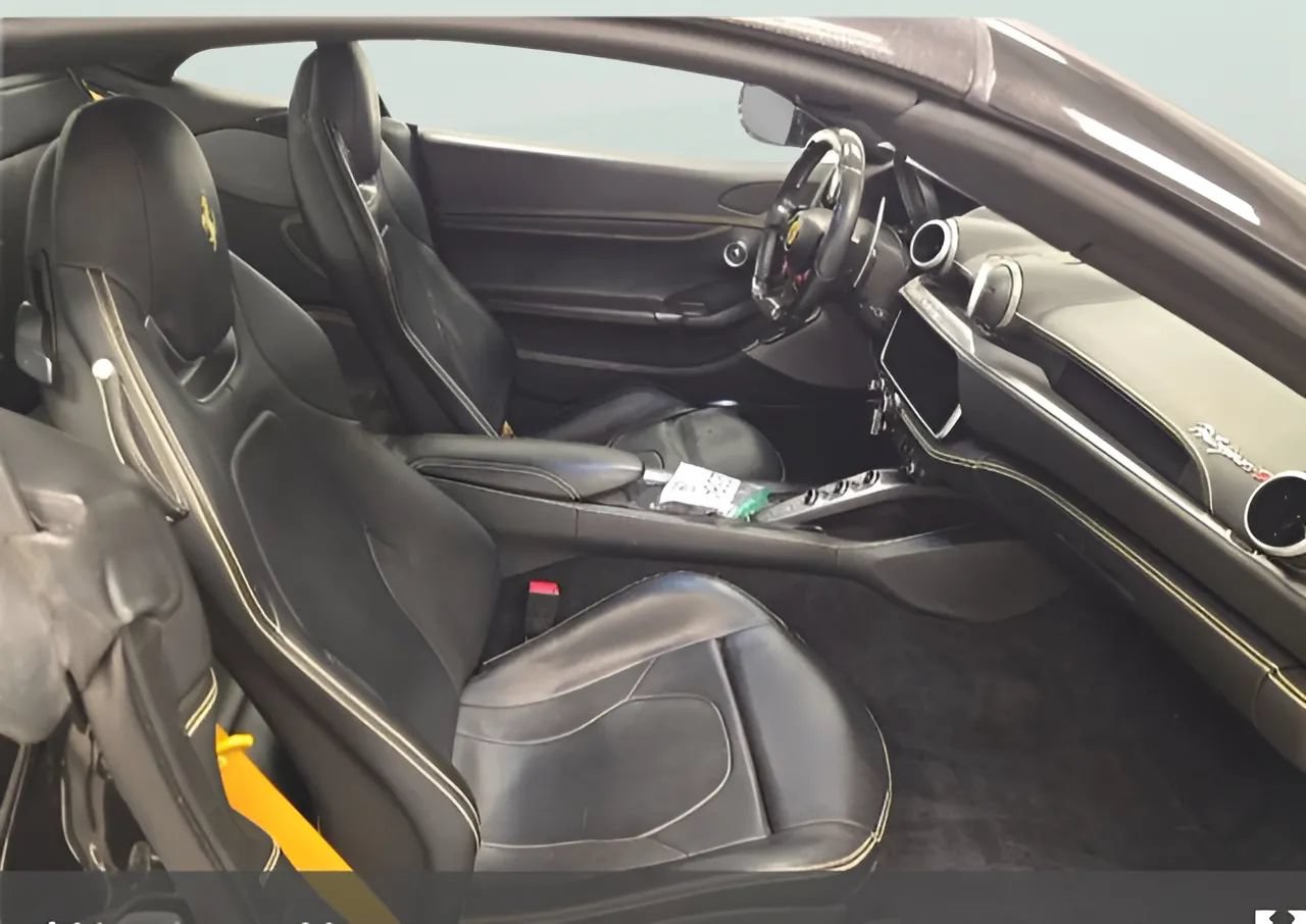 Used 2022 Ferrari Portofino M RWD image 2