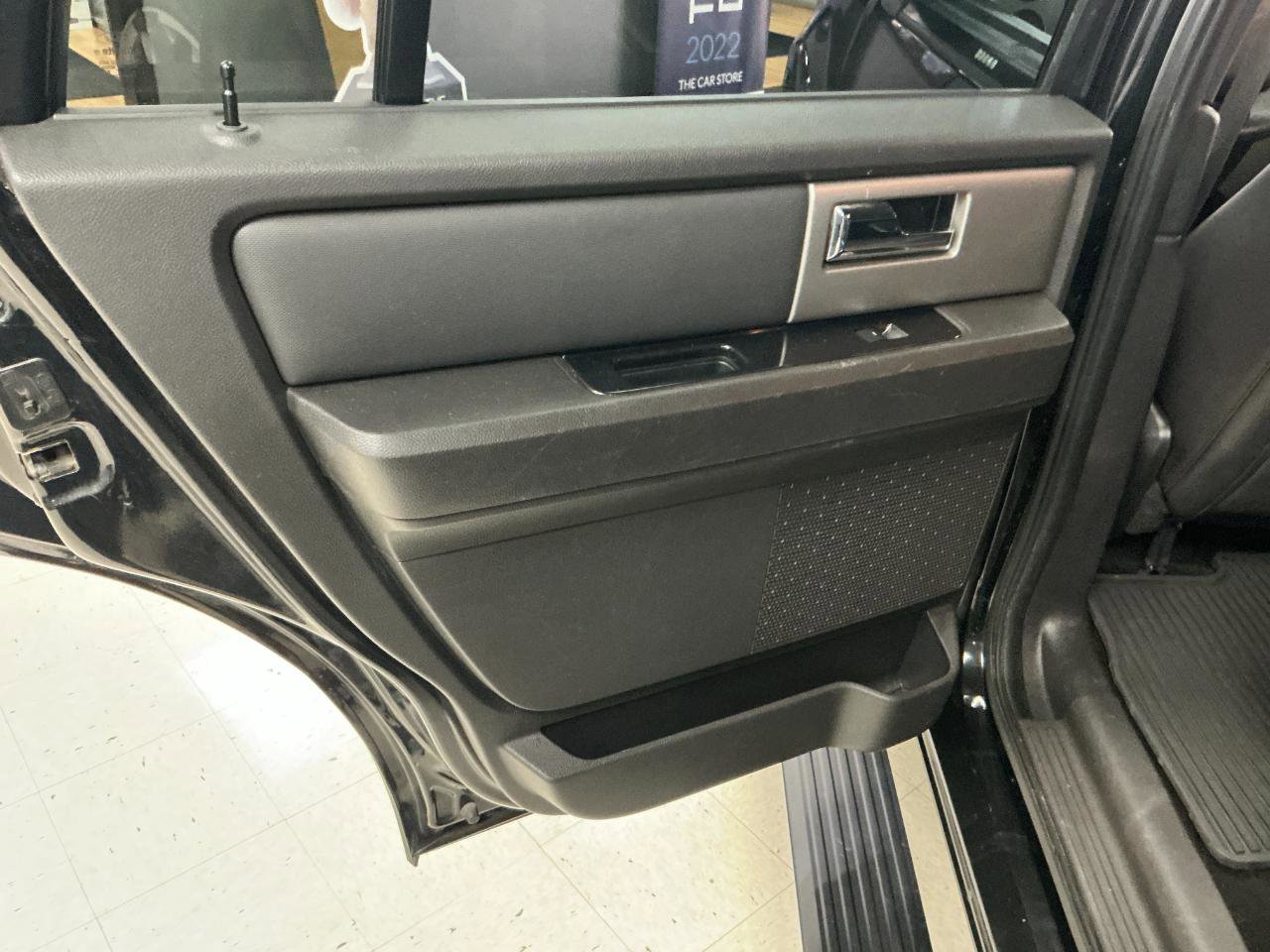 Used 2014 Ford Expedition Limited w/ Equipment Group 301A image 17