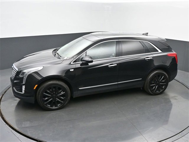 Used 2017 Cadillac XT5 Platinum image 39