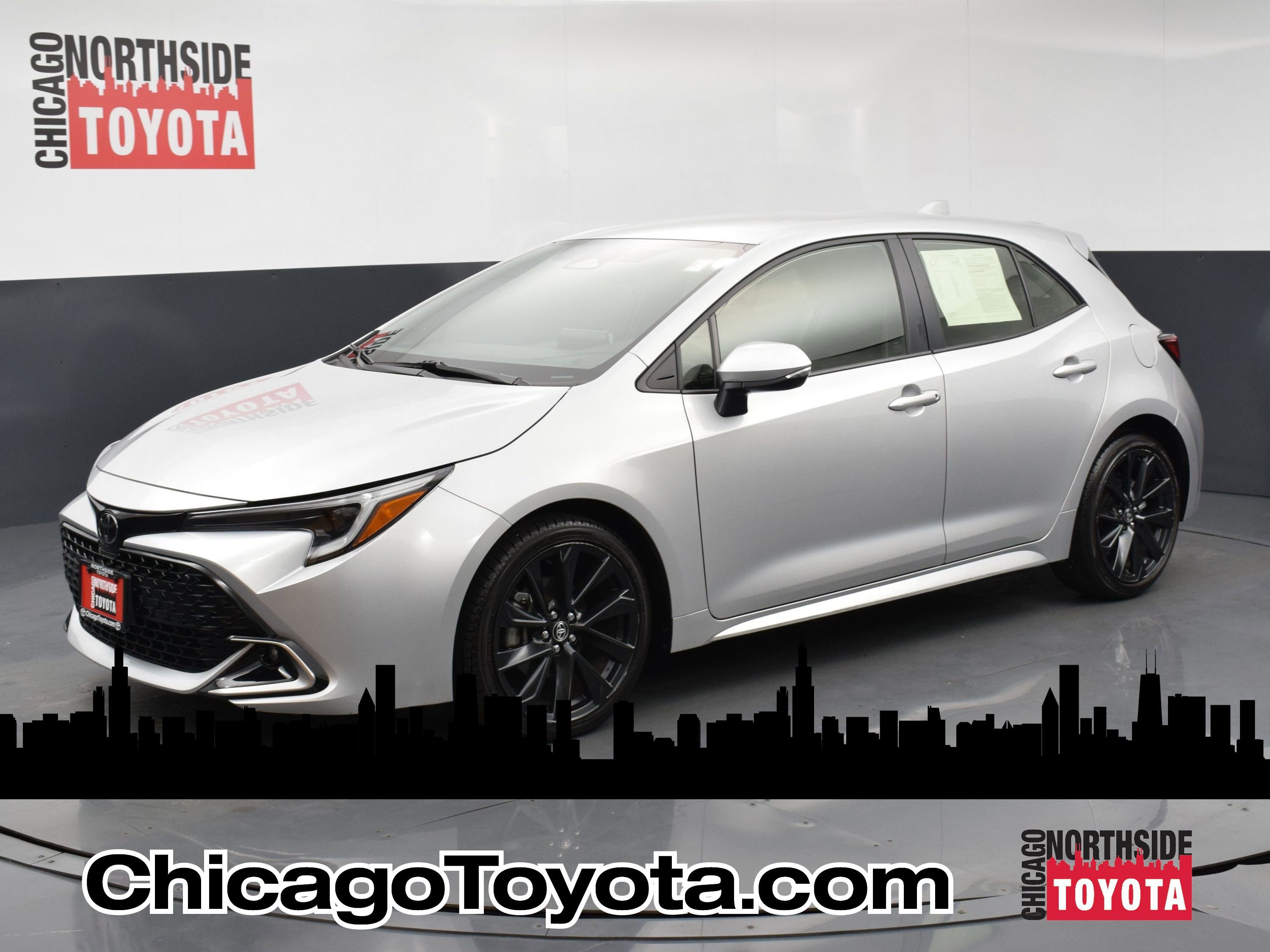 Used 2024 Toyota Corolla XSE FWD image 1