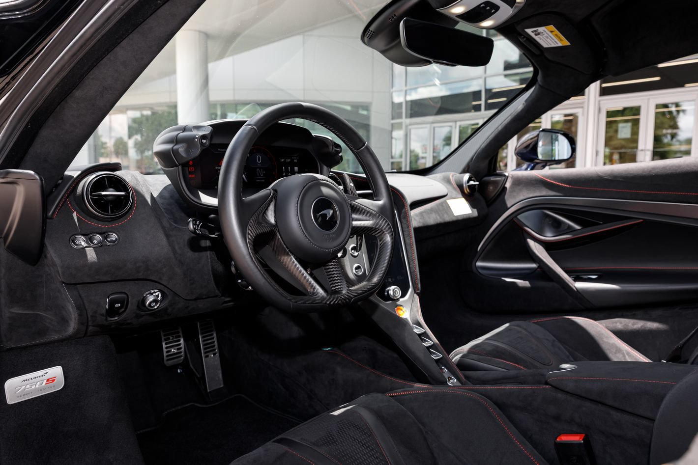 Used 2025 McLaren 750S RWD image 50