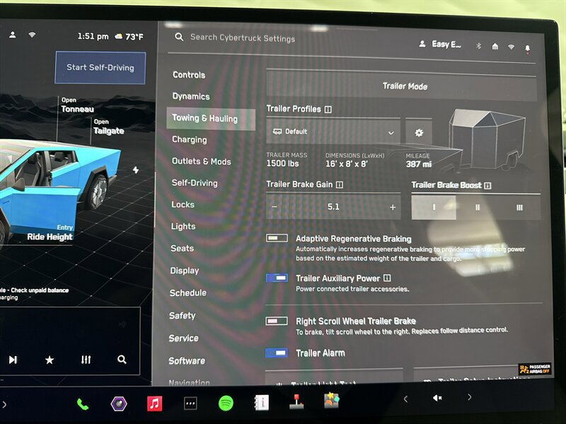 Used 2024 Tesla Cybertruck AWD Crew Cab image 38