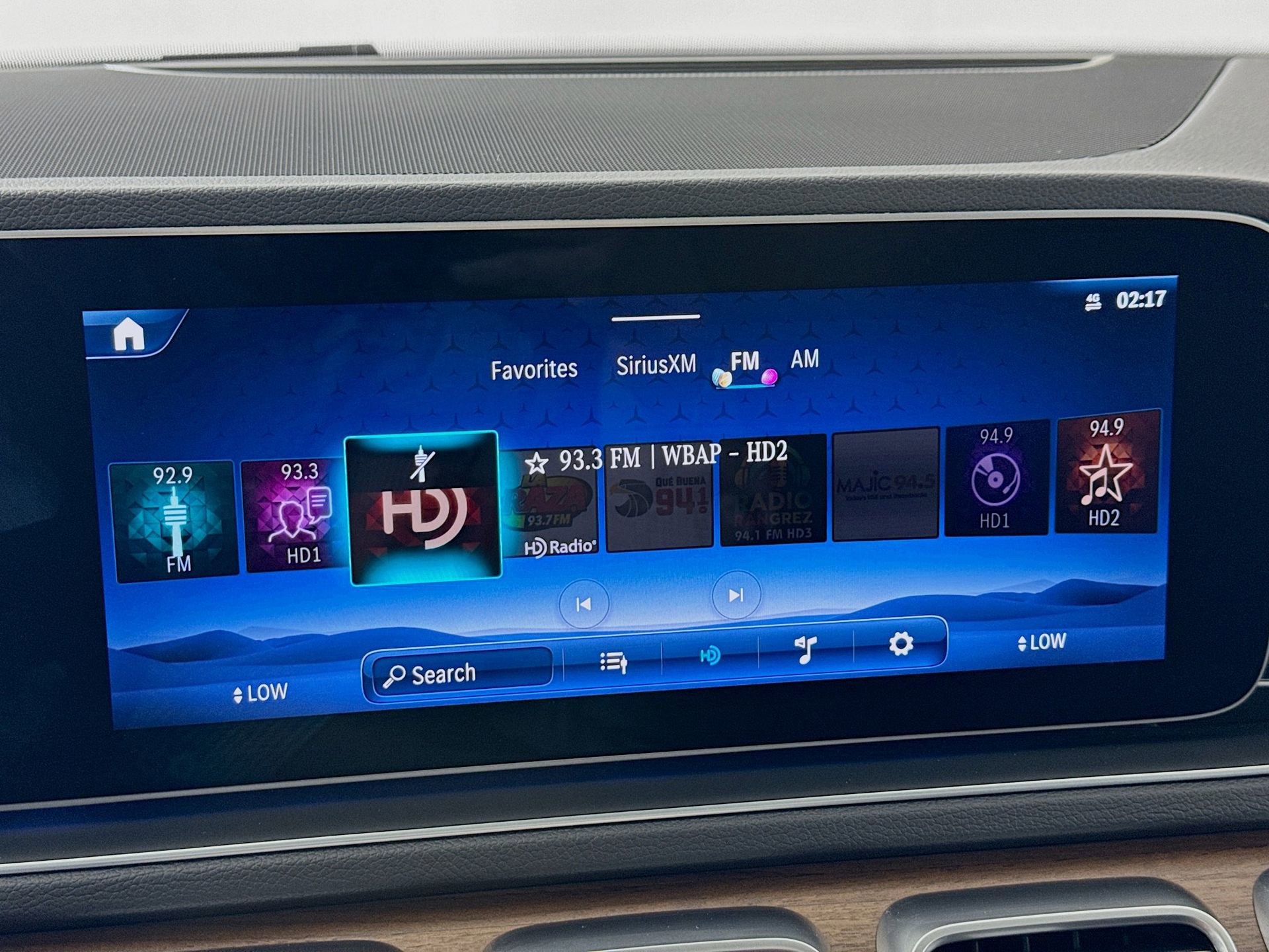 Certified 2025 Mercedes-Benz GLE 350 4MATIC image 16