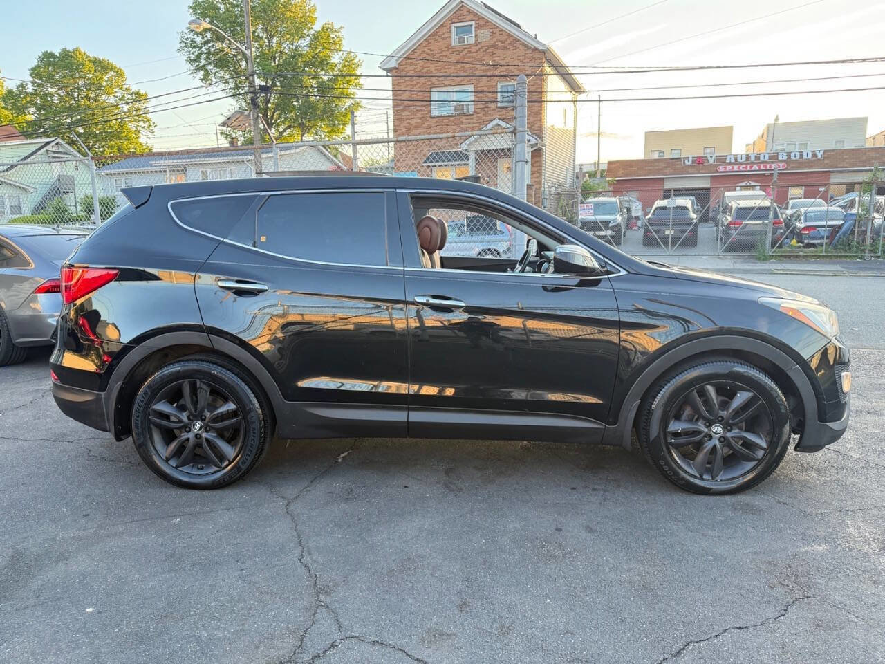 Used 2013 Hyundai Santa Fe Sport 2.0T w/ Technology Pkg AWD/4WD image 7