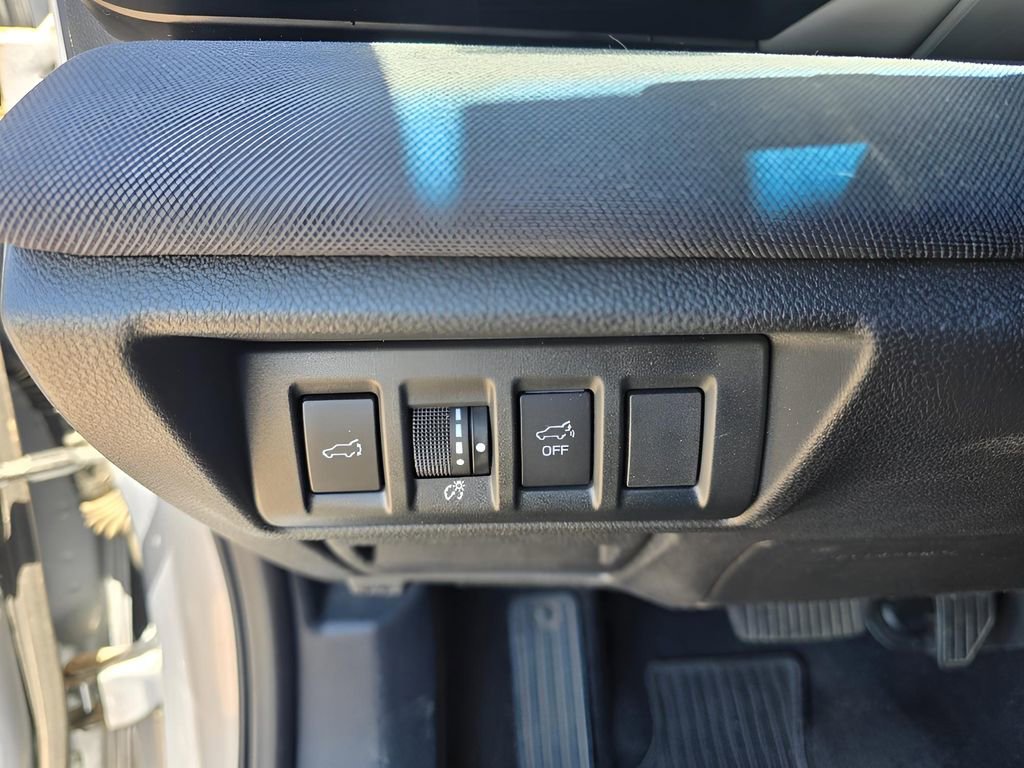 Used 2022 Subaru Outback Premium AWD/4WD image 22