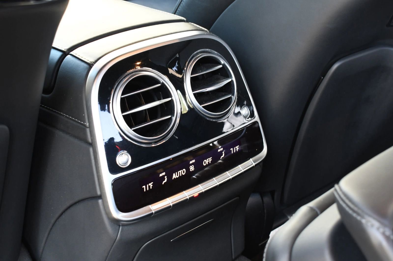 Used 2018 Mercedes-Benz S 63 AMG S 4MATIC Sedan image 44