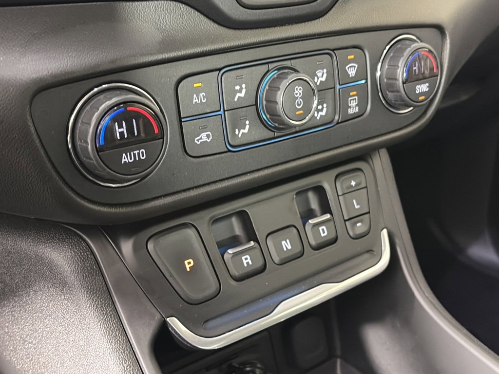 Used 2020 GMC Terrain Denali w/ Denali Premium Package image 21