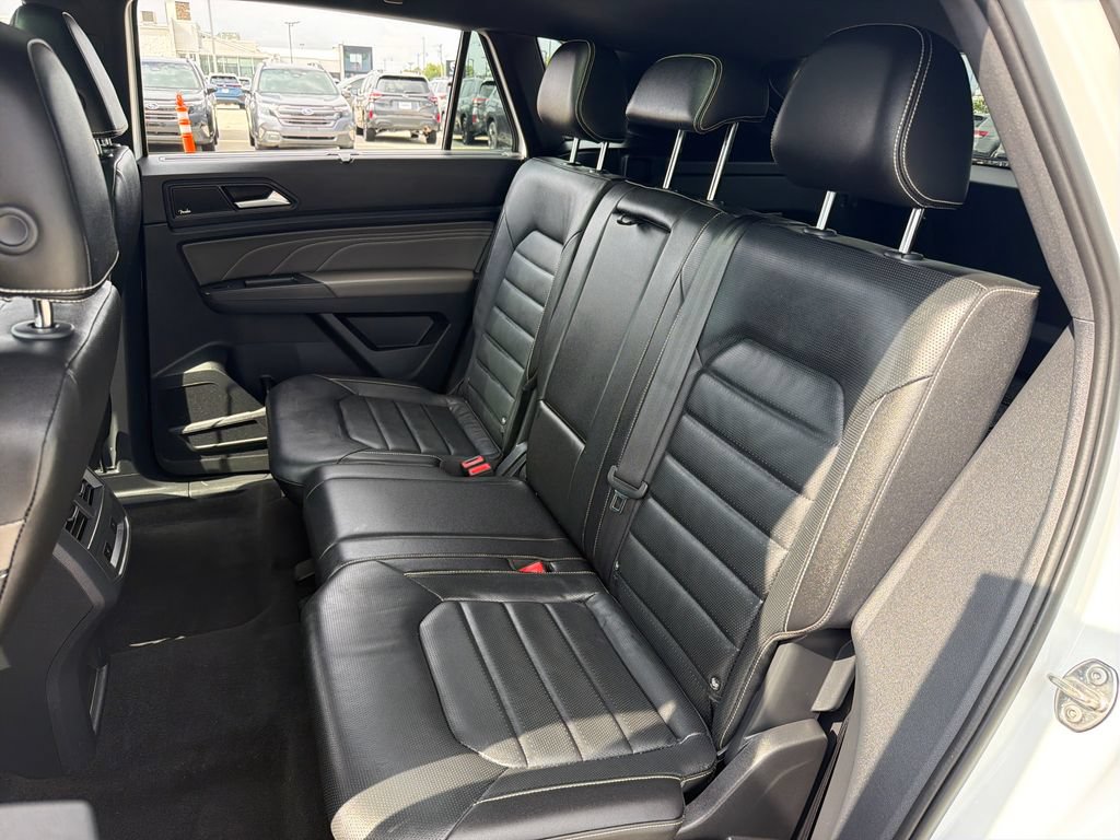 Certified 2023 Volkswagen Atlas Cross Sport SEL Premium R-Line AWD/4WD image 25