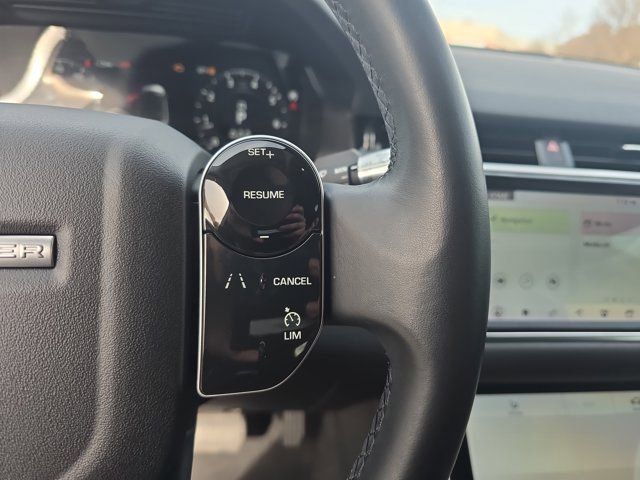 Used 2020 Land Rover Range Rover Evoque SE image 19