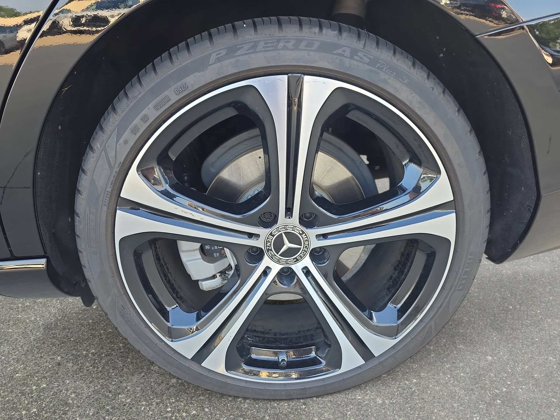 Used 2023 Mercedes-Benz C 300 Sedan image 32
