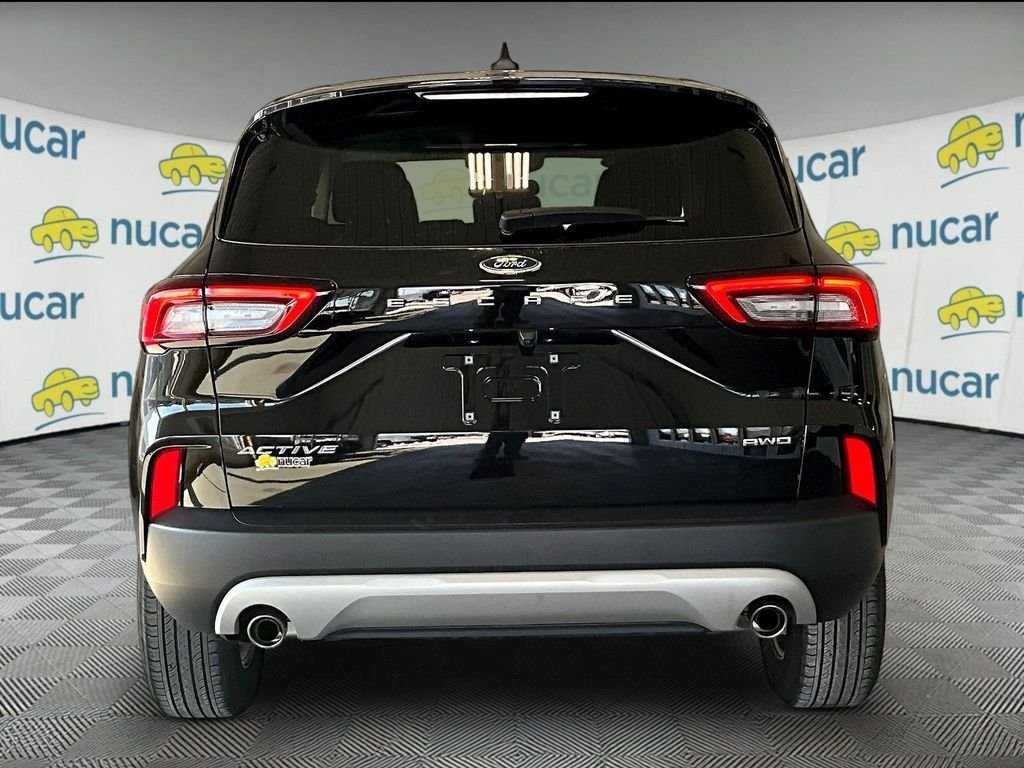 Used 2025 Ford Escape Active AWD/4WD image 5