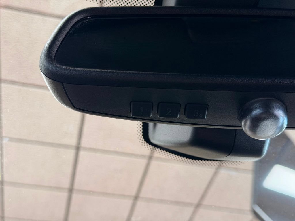Used 2018 BMW X4 xDrive28i AWD/4WD image 32