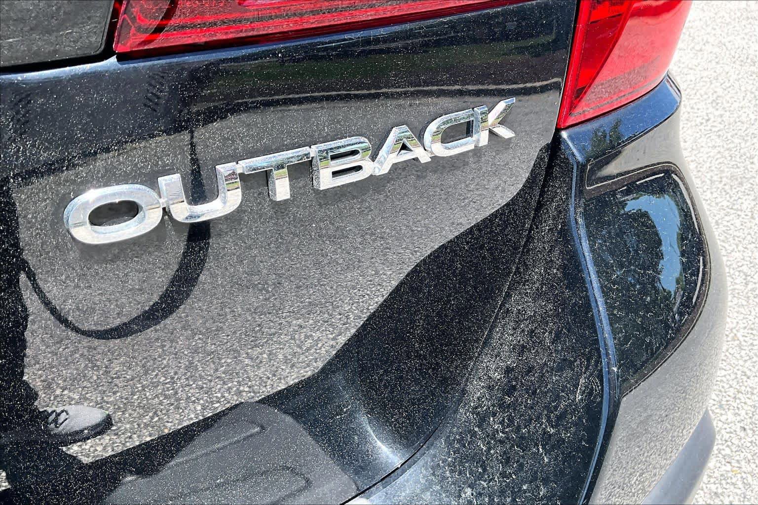 Used 2018 Subaru Outback 2.5i Limited AWD/4WD image 10