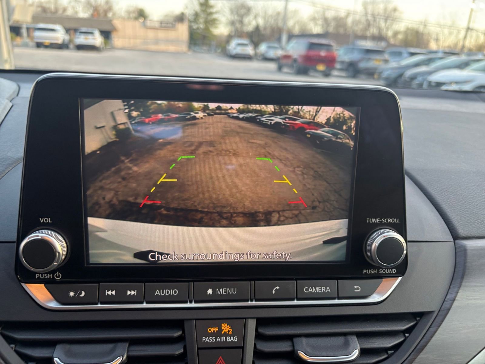 Used 2025 Nissan Altima 2.5 SV image 22