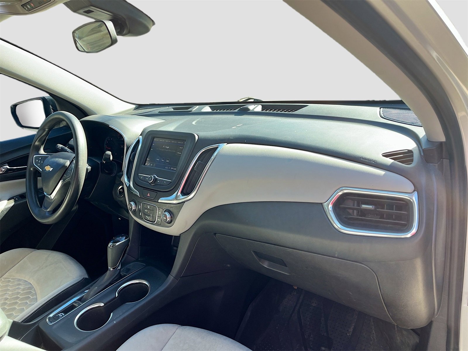 Used 2021 Chevrolet Equinox LS w/ LS Convenience Package image 27