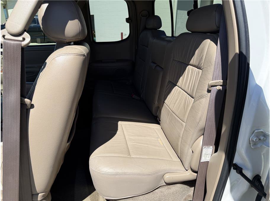 Used 2001 Toyota Tundra Limited AWD/4WD image 14