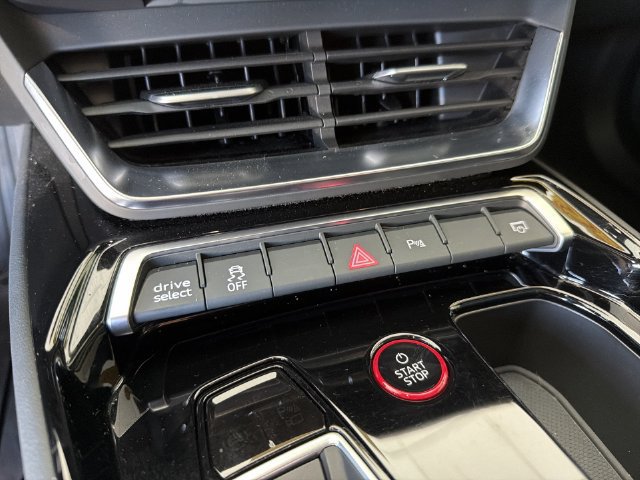 Used 2022 Audi e-tron GT Premium Plus AWD/4WD image 29