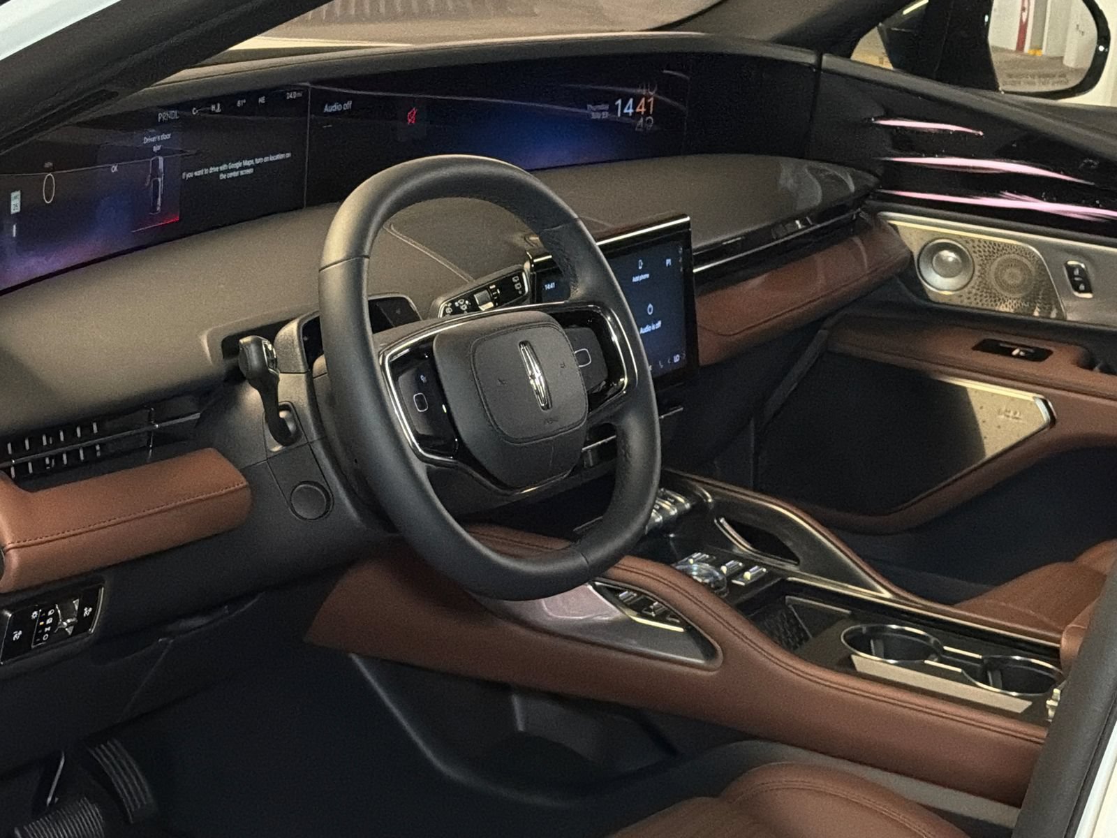 New 2026 Lincoln Nautilus Reserve AWD/4WD image 13