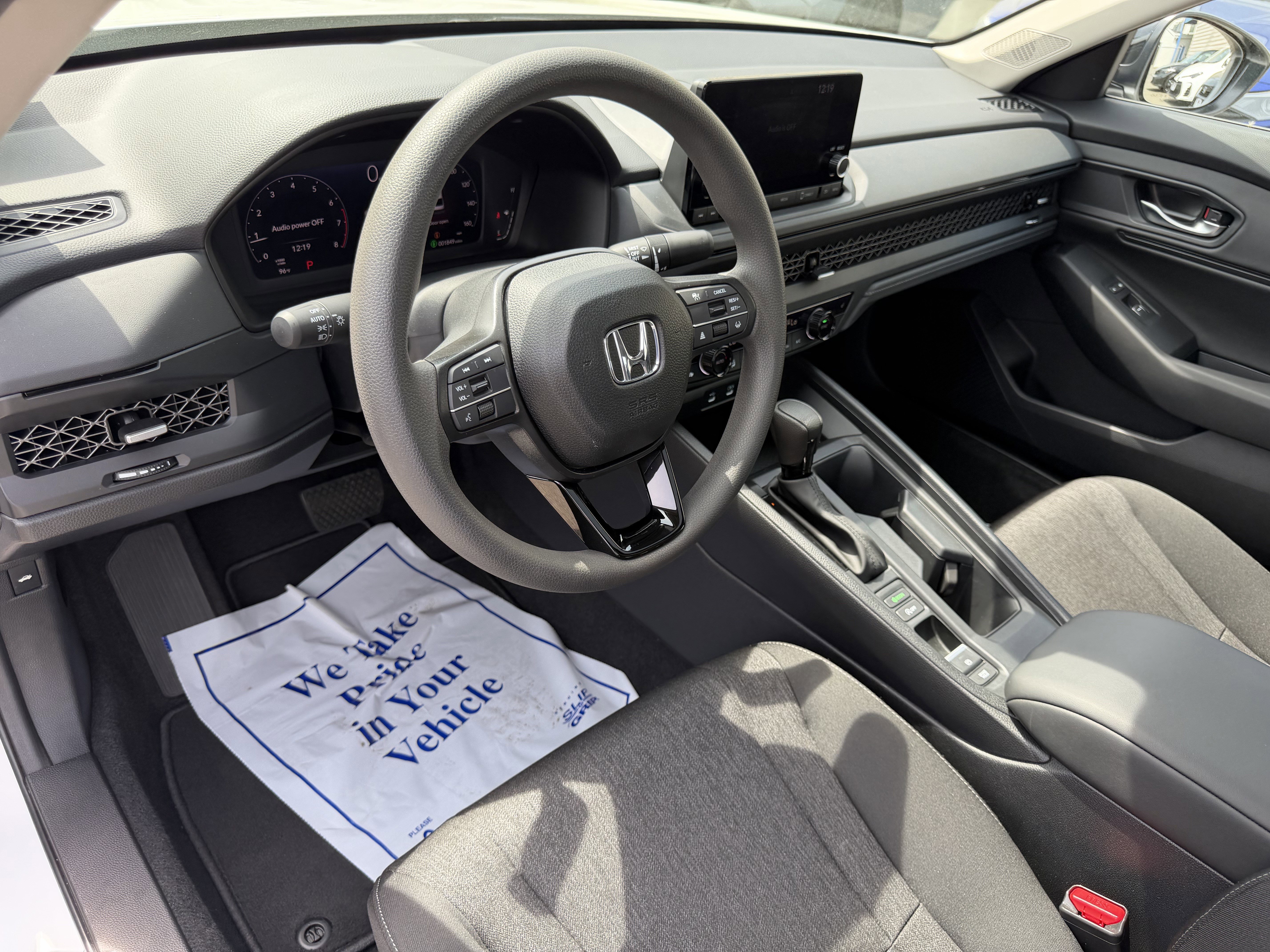 Used 2025 Honda Accord SE image 14