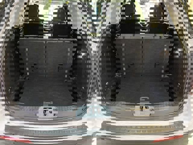 Used 2025 Ford Explorer Active image 30