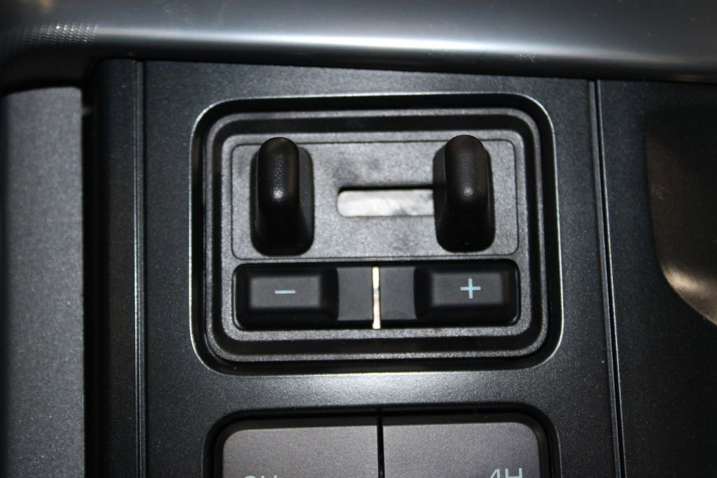 New 2025 Ford F150 Lariat w/ Equipment Group 501A Mid image 44