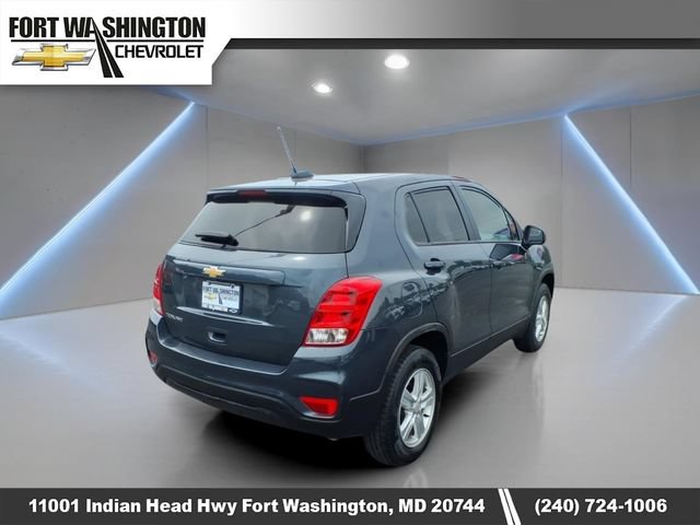 Used 2021 Chevrolet Trax LS w/ Tint and Cruise Package AWD/4WD image 3