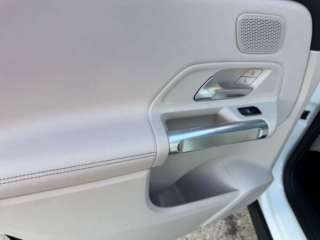 New 2026 Mercedes-Benz GLB 250 GLB 250 image 16