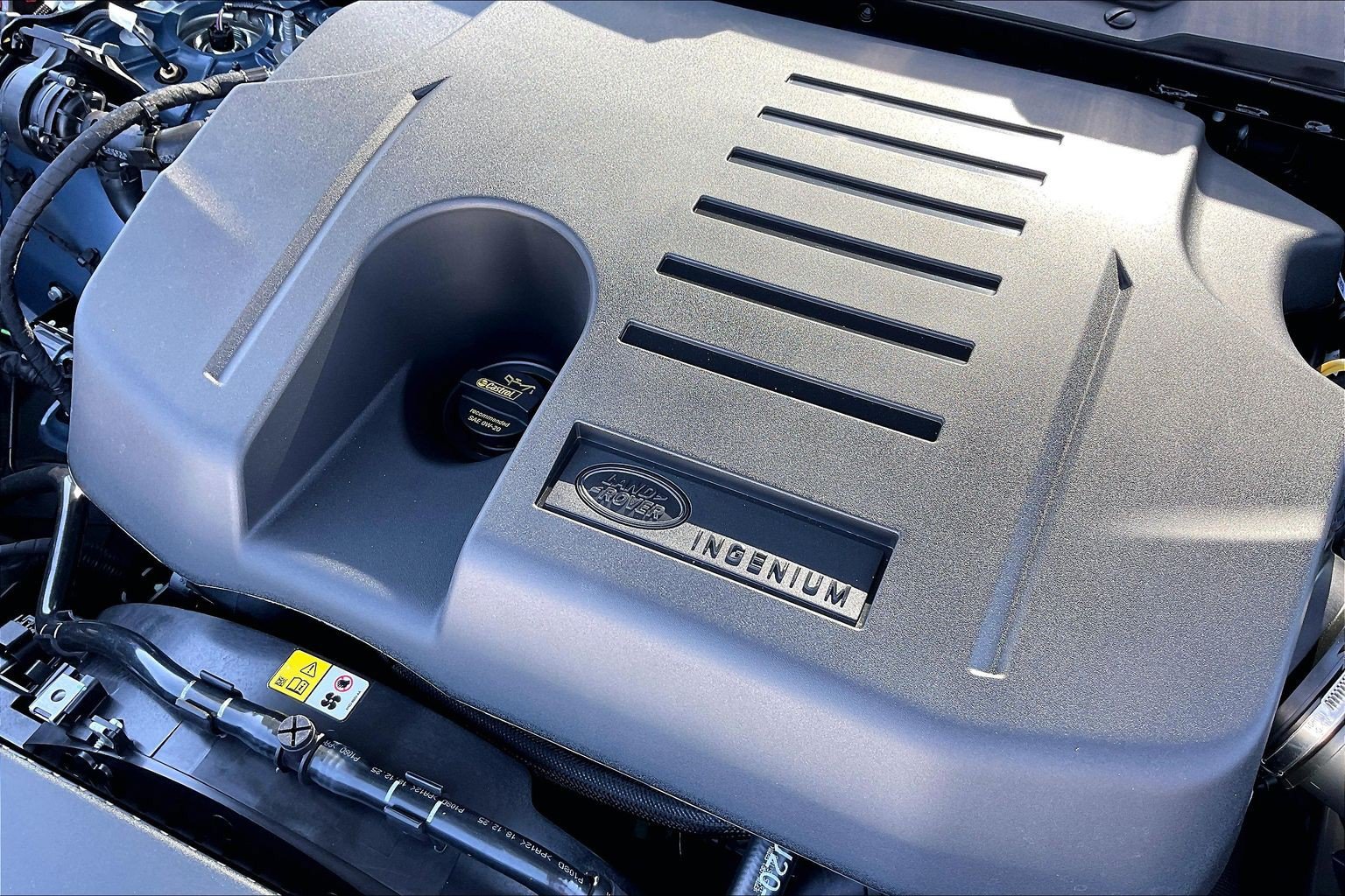 New 2026 Land Rover Defender 110 X-Dynamic SE AWD/4WD image 19