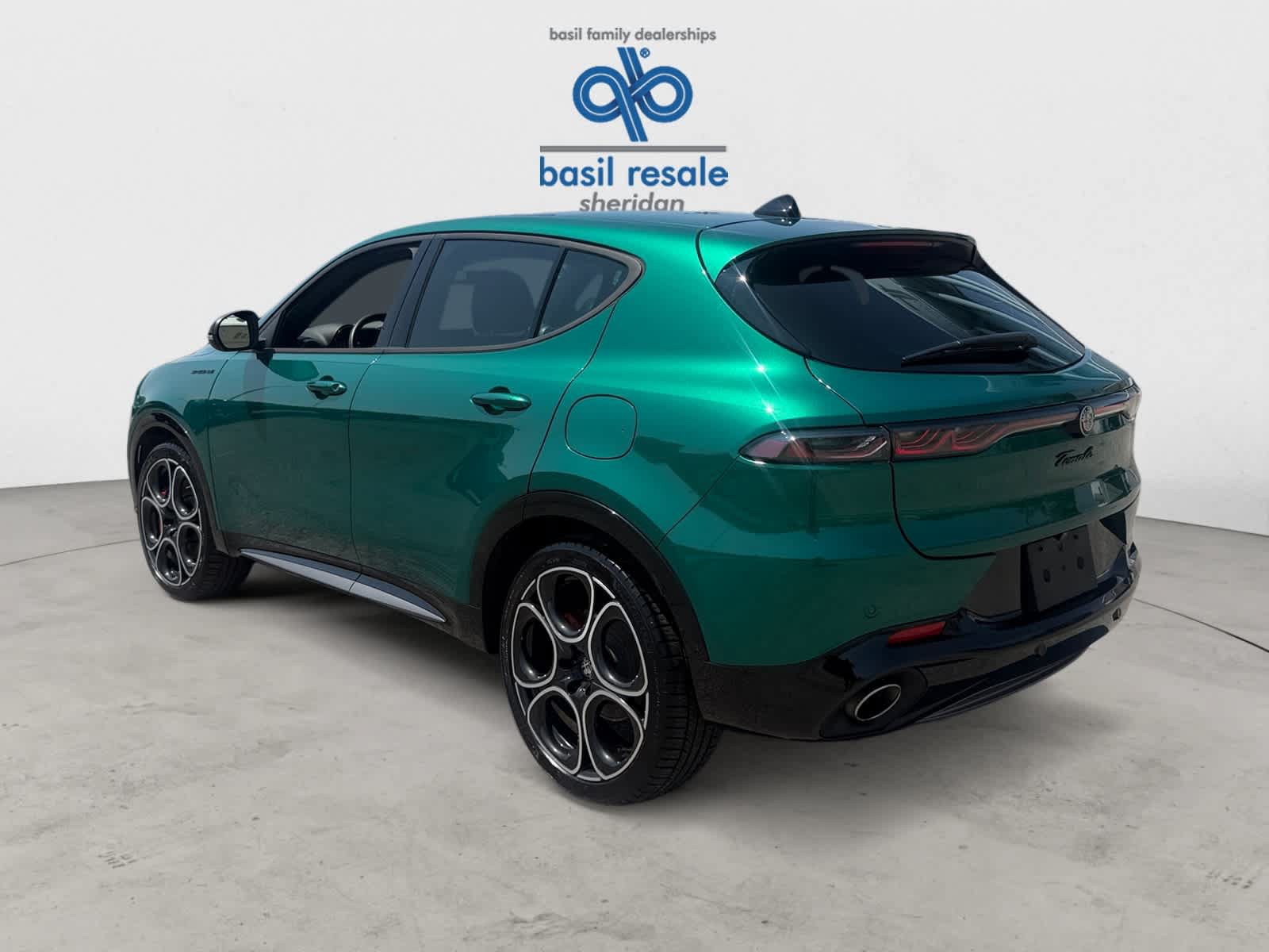Used 2024 Alfa Romeo Tonale Speciale AWD/4WD image 4