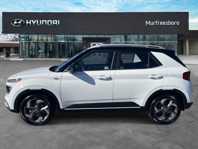Certified 2025 Hyundai Venue Limited FWD image 2